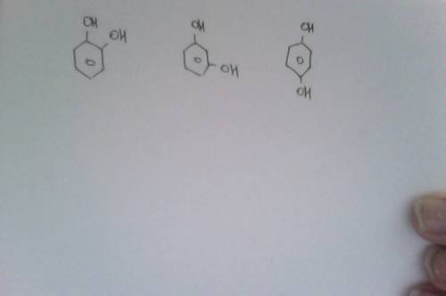Составьте формулы возможных изомеров для двухатомных фенолов имеющих состав с6н4(он)2