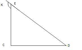 Задан прямоугольный треуголник cde, где de гипотенуза. внешний угол при вершине е равен 120 градусам