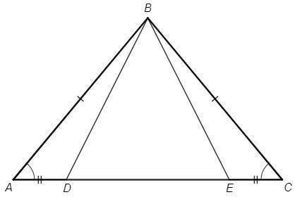 На основании ac равнобедренного треугольника abc отметили точки d и e так, что ad=ce, точка d лежит