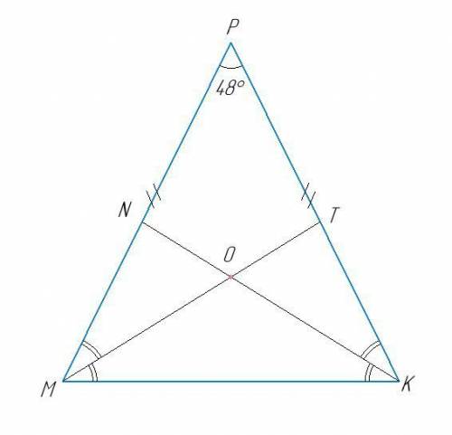 Биссектрисы углов м и к равнобедренного треугольника мрк пересекаются в точке о.найдите угол мок,есл