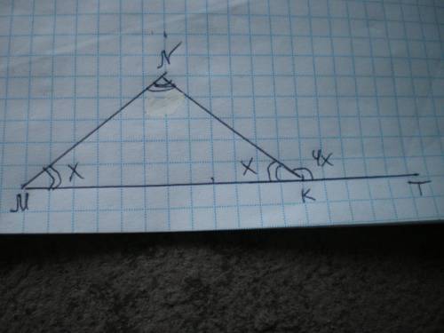 В равнобедренном треугольнике MNK с основанием MK внешний угол при основании в 4 раза больше своего