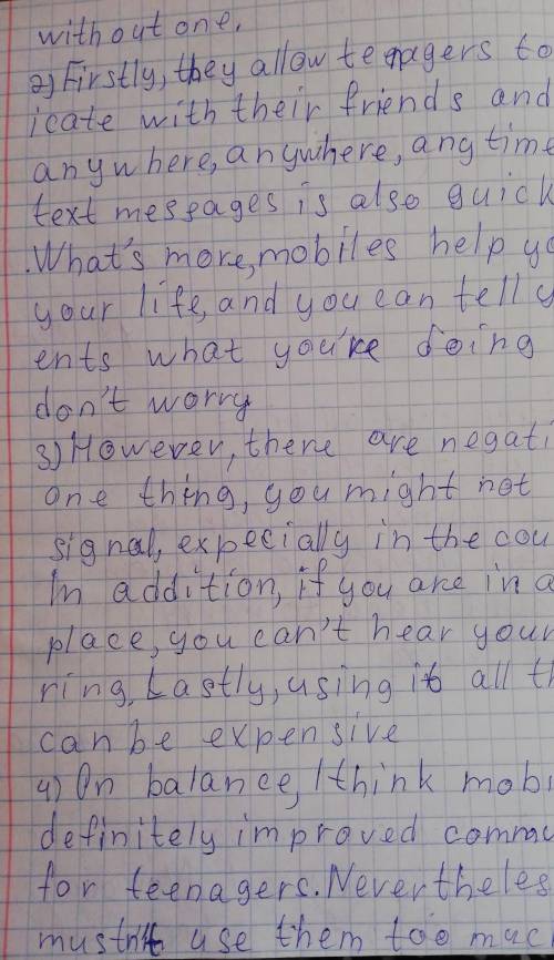 2 Read the essay again. Answer the questions. 1 How does the writer get the reader's attention inthe