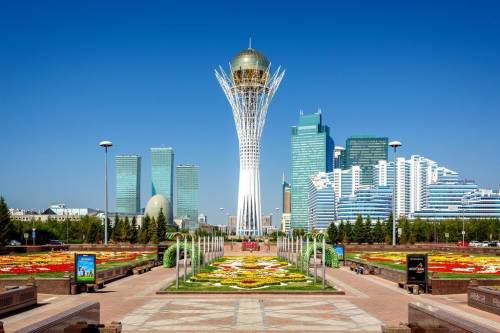 Опишите одно из мест Казахстана и найдите картинку иллюстрацию