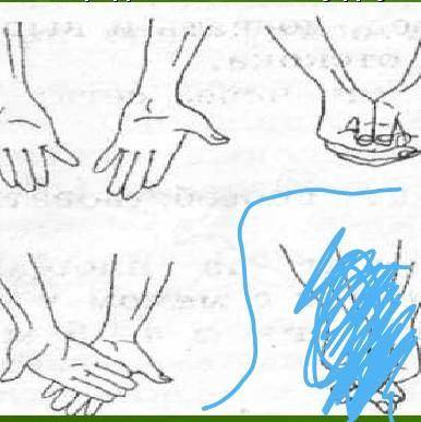 ответьте на вопрос: 1)Какую геометрическую фигуру образуют пальцы при выполнение передач сверху? 2)