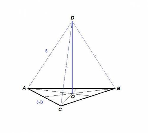 4. Расстояние от точки D до каждой из вершин равностороннего треугольника ABC равно 5 см. AB=3 корен