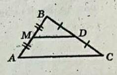 Відрізок MD - середня лінія трикутника АВС, зображеного на рисунку МD = 30 , яка довжина відрізка АС