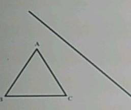 Постройте треугольник А1,В1,С1, симметричный треугольнику АВС относительно оси симметрии р.​​