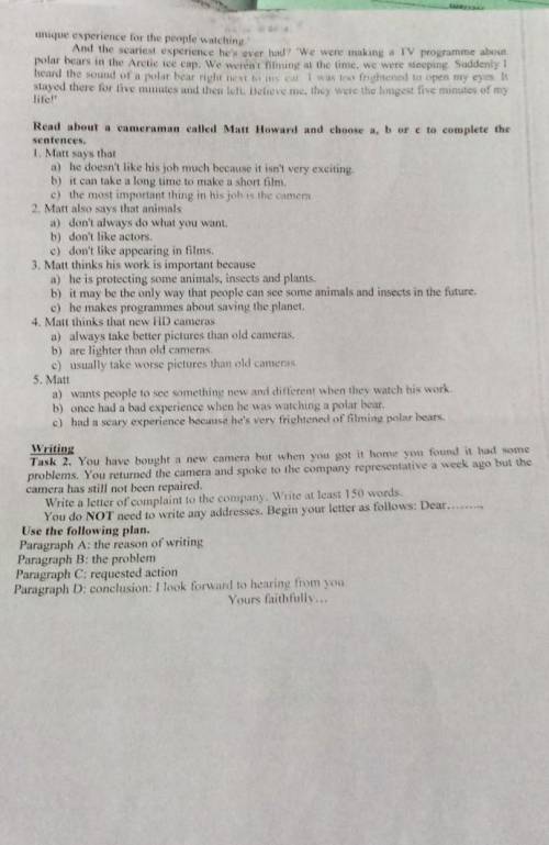 Read about a cameraman called Matt Howard and choose a, b or c to complete the sentences.1. Matt say