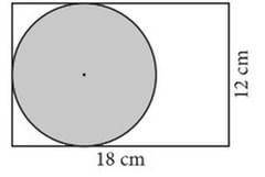 Из прямоугольного листа длиной 18 см и шириной 12 см вырезан круг. Вычисли длину радиуса круга, испо